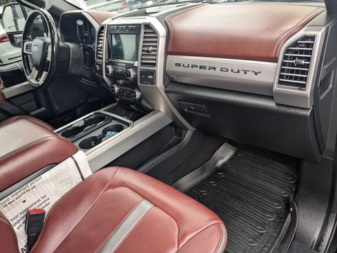 Used 2019 Ford F350 Platinum w/ Platinum Ultimate Package image 32