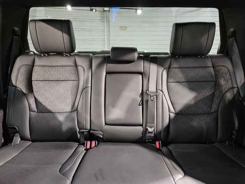 Used 2025 Toyota Tundra Limited image 13