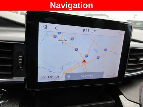 Used 2023 Ford Explorer ST-Line w/ Class IV Trailer Tow Package AWD/4WD image 16