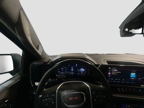 Used 2023 GMC Sierra 1500 Elevation AWD/4WD image 7