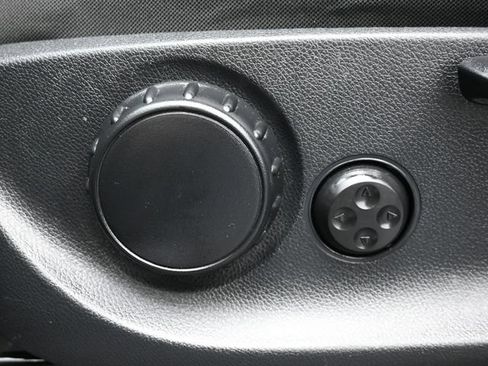 Used 2020 Mercedes-Benz Metris Passenger image 11