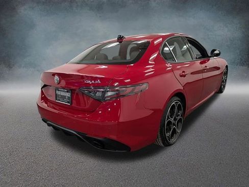 Used 2025 Alfa Romeo Giulia w/ Driving Assist Package RWD image 4