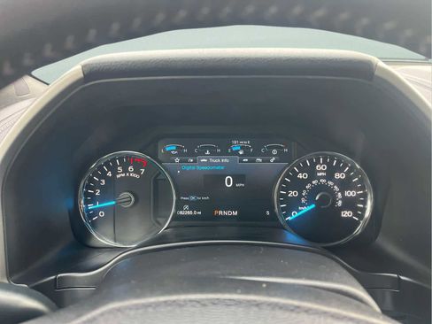 Used 2019 Ford F150 Lariat image 31