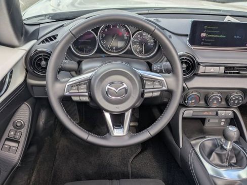 New 2025 MAZDA MX-5 Miata Club image 15