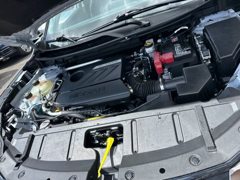 Used 2025 Nissan Rogue SV FWD image 21
