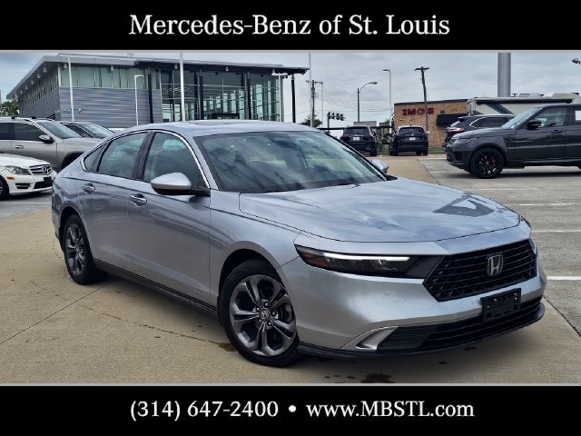Used 2023 Honda Accord EX image 1