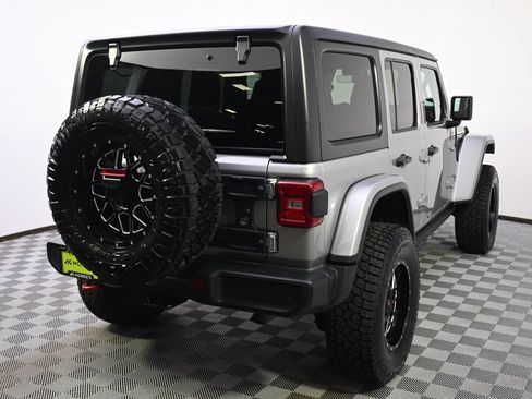 Used 2019 Jeep Wrangler Unlimited Rubicon AWD/4WD image 6