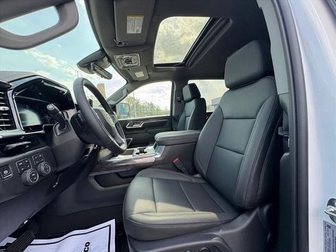 New 2026 Chevrolet Silverado 3500 LTZ w/ LTZ Plus Package AWD/4WD image 11