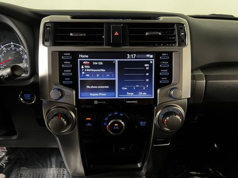 Certified 2024 Toyota 4Runner SR5 AWD/4WD image 18