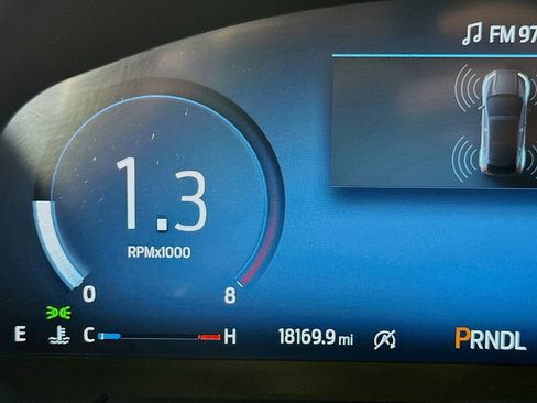 Used 2025 Ford Escape Platinum image 16