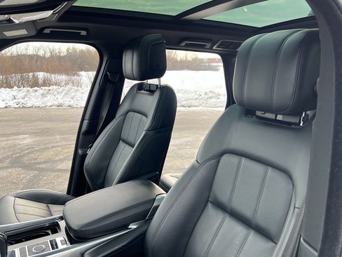 Used 2021 Land Rover Range Rover Sport HSE Silver Edition image 16