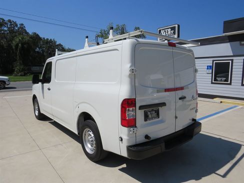 Used 2020 Nissan NV 2500 S image 13