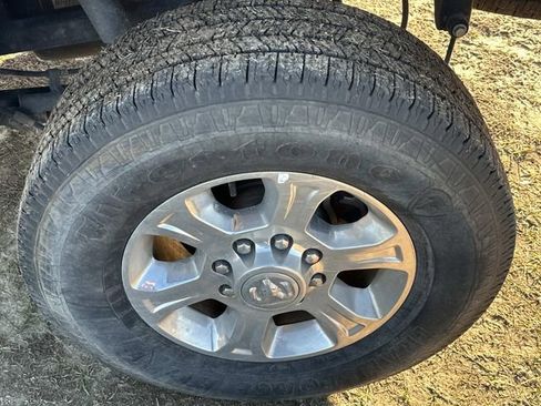 Used 2024 RAM 2500 Big Horn image 12