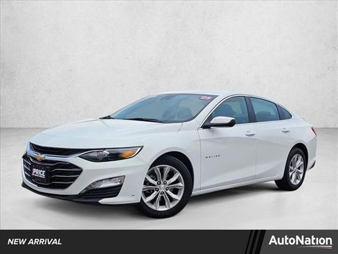 Used 2025 Chevrolet Malibu LT image 1