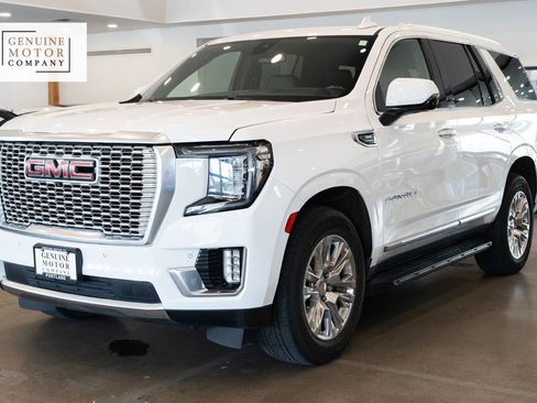 Used 2022 GMC Yukon Denali AWD/4WD image 1