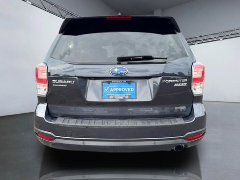 Used 2017 Subaru Forester 2.5i Touring AWD/4WD image 6