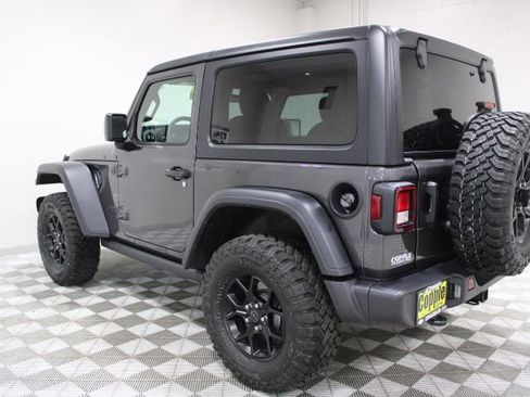 Used 2024 Jeep Wrangler Sport AWD/4WD image 9