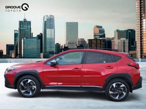 Used 2024 Subaru Crosstrek 2.5i Limited w/ Crosstrek Mirror Package image 2