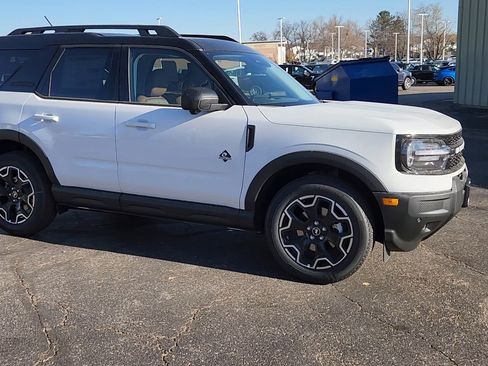 New 2025 Ford Bronco Sport Outer Banks w/ Outer Banks Tech Package+ image 11