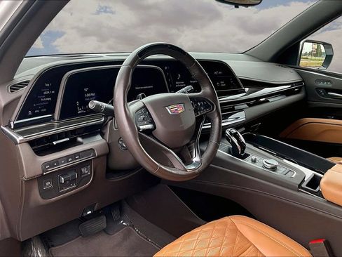 Used 2024 Cadillac Escalade Sport w/ LPO, ONYX Package AWD/4WD image 16