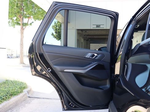 Used 2020 BMW X5 xDrive40i w/ Convenience Package image 46