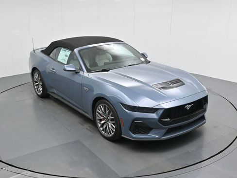 New 2025 Ford Mustang GT Premium image 37