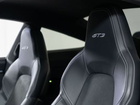 Used 2023 Porsche 911 GT3 RWD image 33