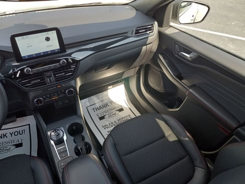 New 2026 Ford Escape ST-Line FWD image 16