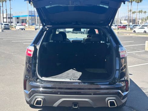 Used 2019 Ford Edge ST w/ Equipment Group 401A AWD/4WD image 7
