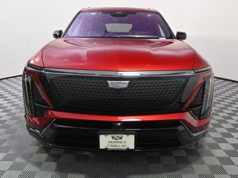New 2026 Cadillac Vistiq Premium Luxury w/ LPO, Floor Liner Package AWD/4WD image 10