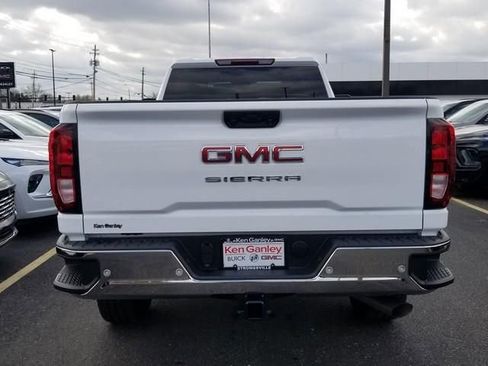 New 2026 GMC Sierra 2500 Pro w/ 1SA Pro Safety Plus Package AWD/4WD image 4