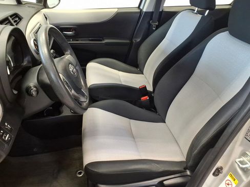Used 2014 Toyota Yaris LE FWD image 15
