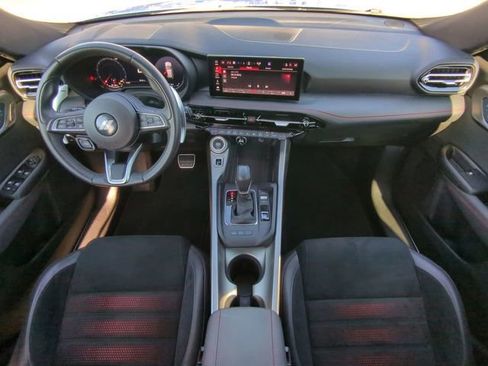 Certified 2024 Dodge Hornet R/T image 17