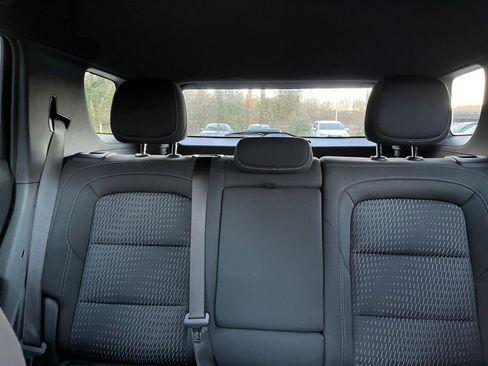 Used 2025 Chevrolet Equinox LT image 38