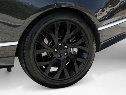 Used 2017 Land Rover Range Rover Supercharged image 56