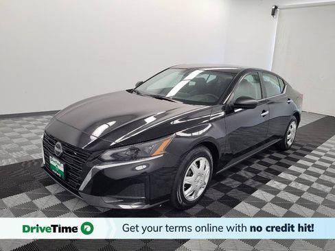 Used 2025 Nissan Altima 2.5 S FWD image 1