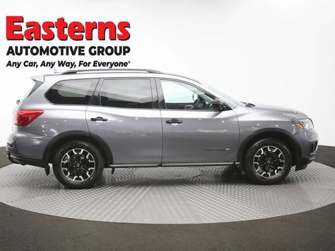 Used 2020 Nissan Pathfinder SL AWD/4WD image 51