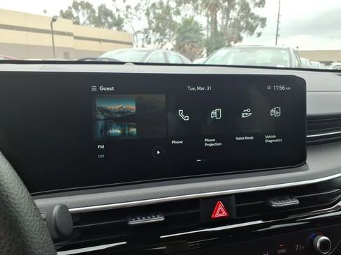 Used 2025 Kia K5 LXS image 18