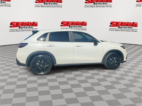 Used 2024 Honda HR-V Sport image 10