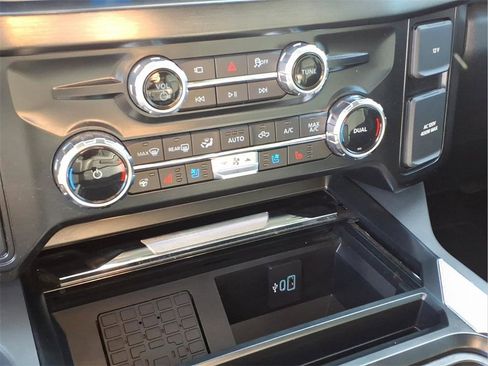 Used 2025 Ford F350 Lariat image 8