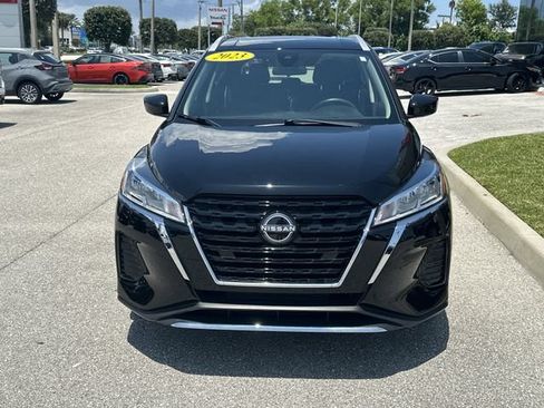 Used 2023 Nissan Kicks SV FWD image 4