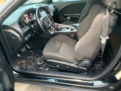 Used 2020 Dodge Challenger R/T image 22