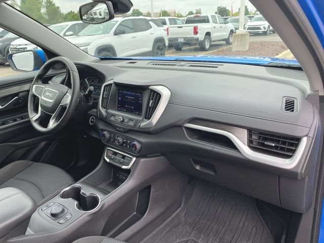 Used 2024 GMC Terrain SLE w/ Driver Convenience Package FWD image 27