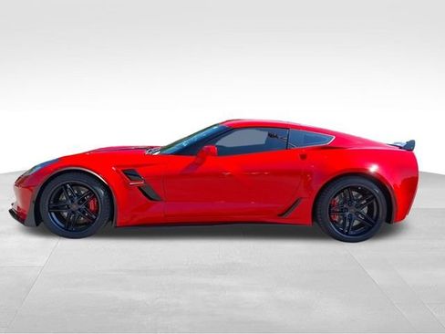 Used 2017 Chevrolet Corvette Grand Sport w/ Grand Sport Heritage Package RWD image 8