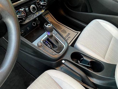 Used 2023 Hyundai Kona SEL image 17