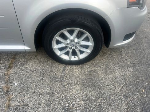 Used 2013 Ford Flex SE image 24