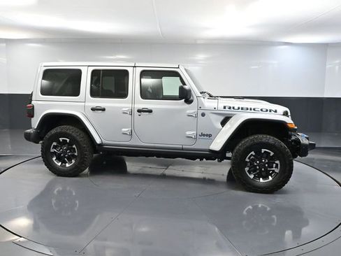 Used 2024 Jeep Wrangler Unlimited Rubicon 4xe AWD/4WD image 4