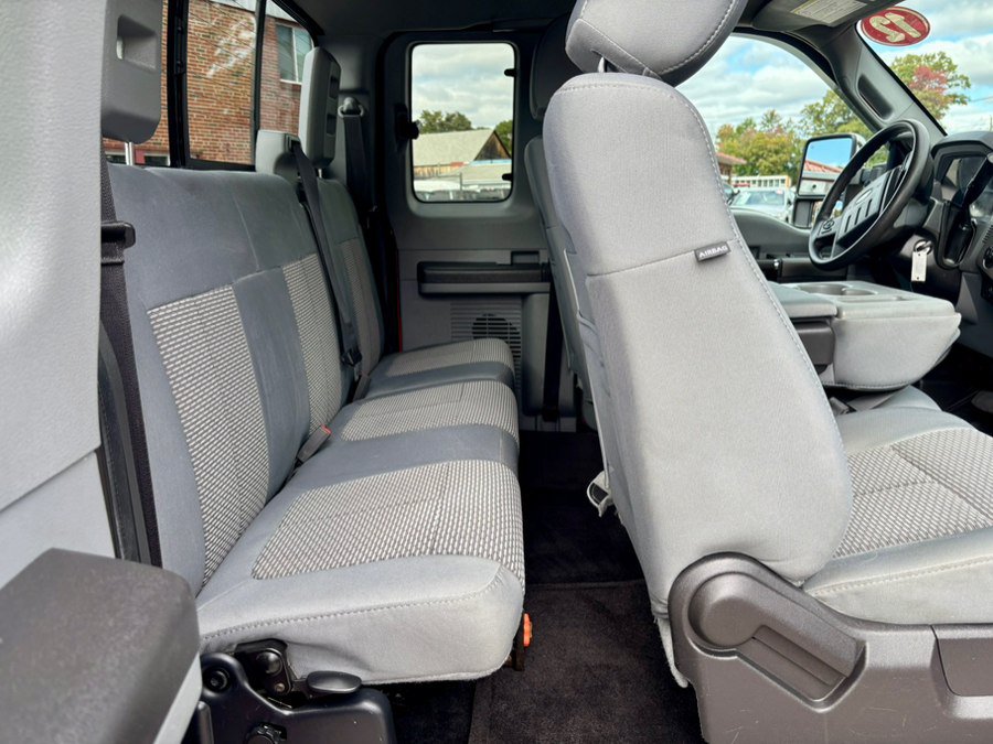 Used 2012 Ford F350 XLT w/ XLT Premium Pkg AWD/4WD image 16