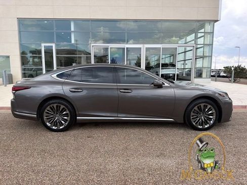 Used 2018 Lexus LS 500 w/ Interior Upgrade Package RWD image 3