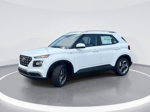 New 2026 Hyundai Venue SEL FWD image 1